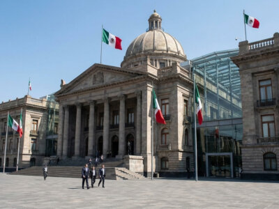 בנייין הקונגרס של מקסיקו - מרכז הממשל המקסיקני